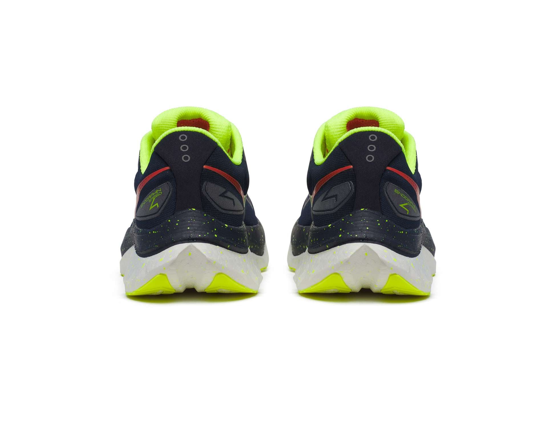 Scarpe da corsa da uomo Saucony Endorphin Speed 4