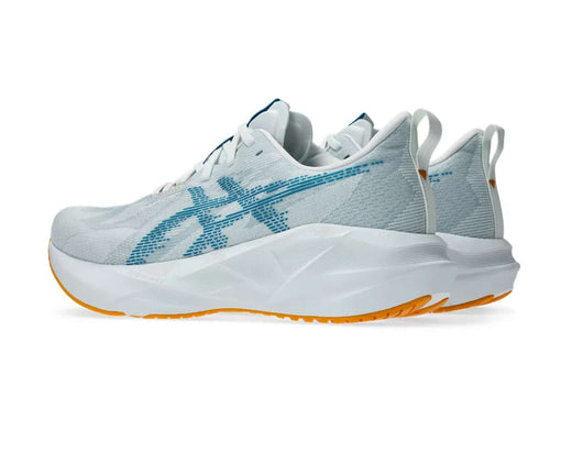Chaussures de course pour hommes Asics Novablast 5